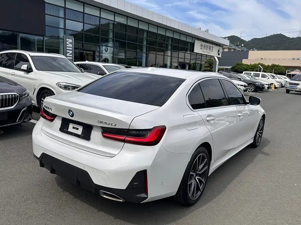 BMW 3 Series 2024 325Li M Sports Package купить на сайте DeffCars
