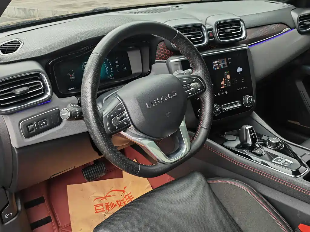 Lynk & Co 03 2019 2.0TD Automatic Pro Edition купить на сайте DeffCars