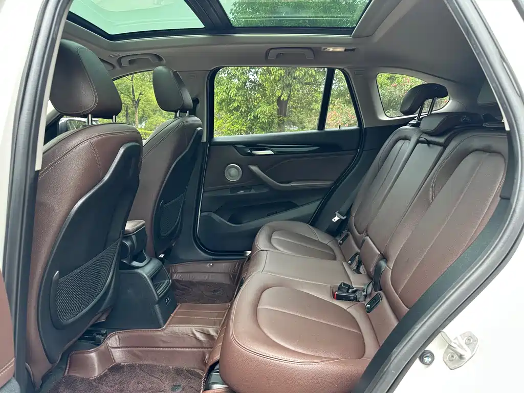 BMW X1 2021 sDrive20Li Fashion Model купить на сайте DeffCars