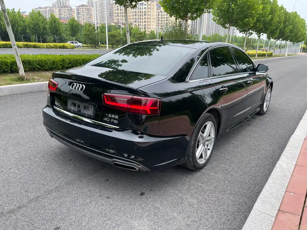 Audi A6L 2018 30th Anniversary Model 30 FSI Fashion Model купить на сайте DeffCars