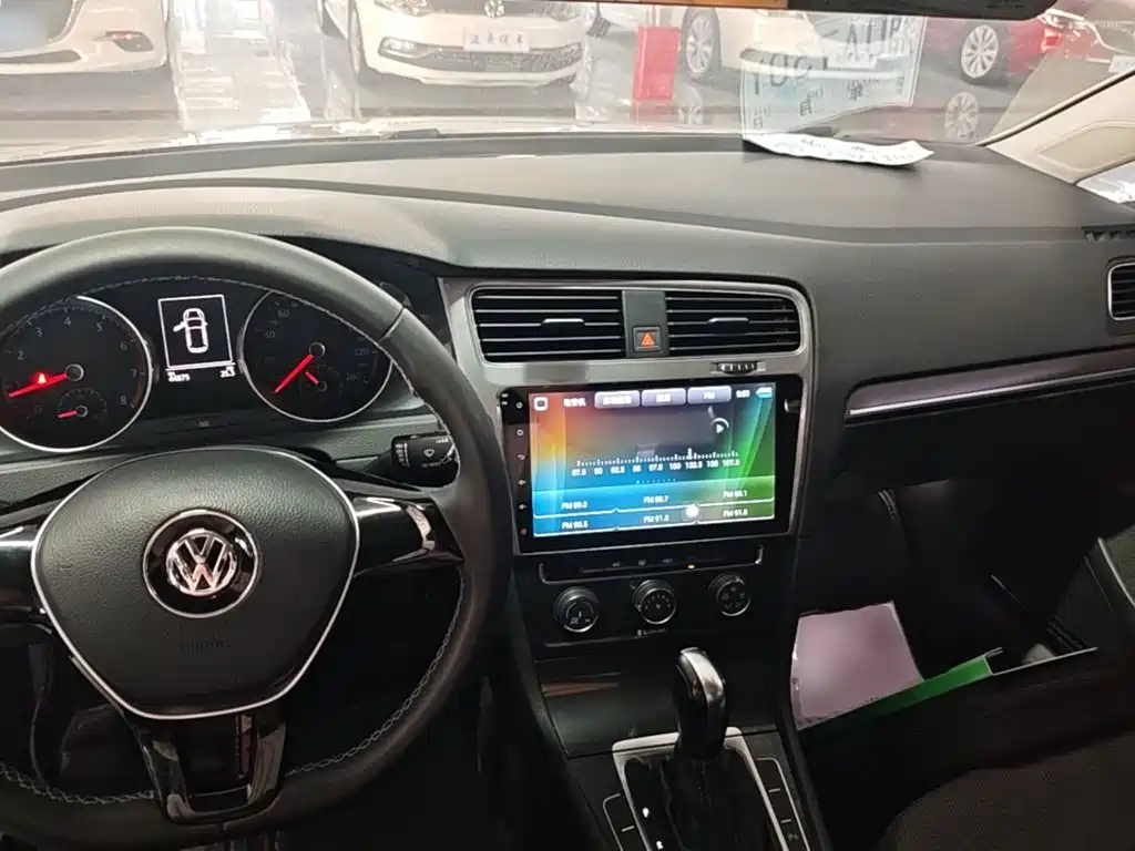 Golf 2017 1.6L automatic comfort million-unit commemorative edition купить на сайте DeffCars