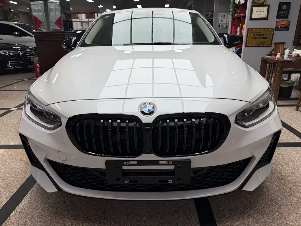 BMW 1 Series 2021 facelift 120i M Sports Night Edition купить на сайте DeffCars