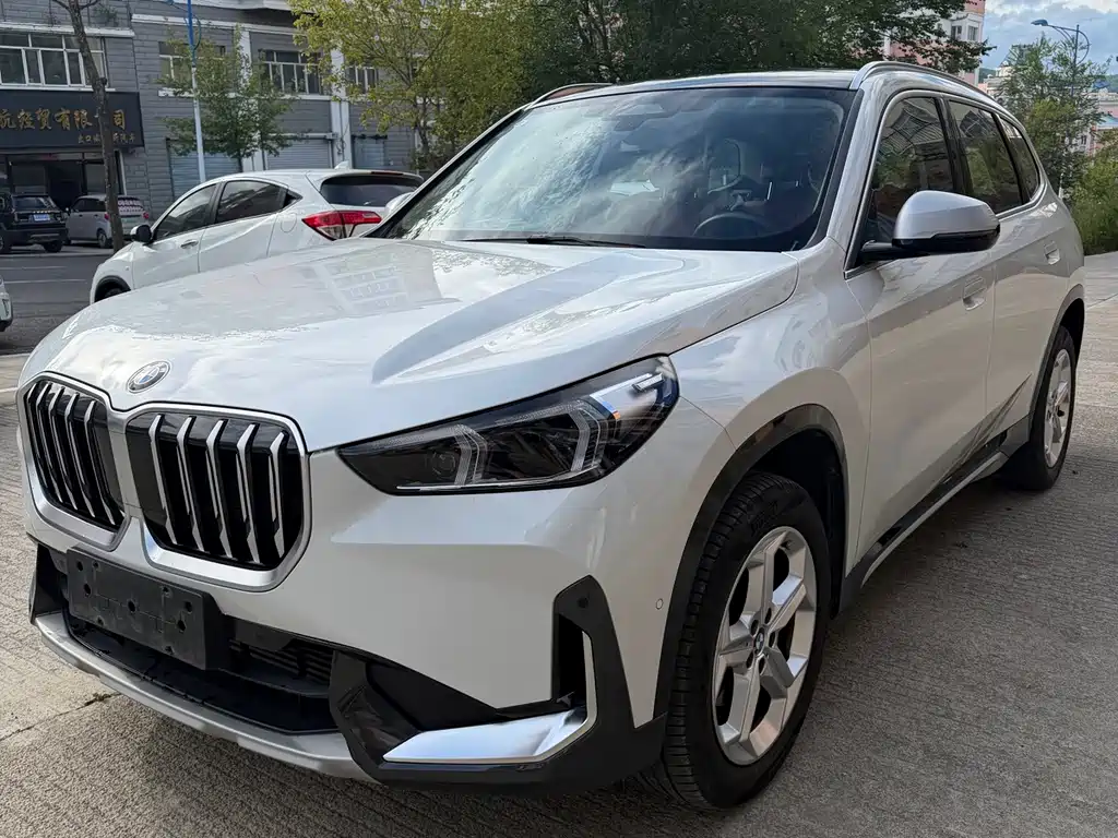 BMW X1 2023 sDrive20Li X Design Package купить на сайте DeffCars