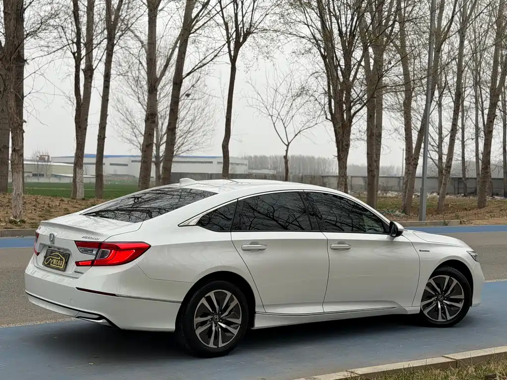 Accord 2018 Sharp Hybrid 2.0L Sharp Collar Edition National VI купить на сайте DeffCars