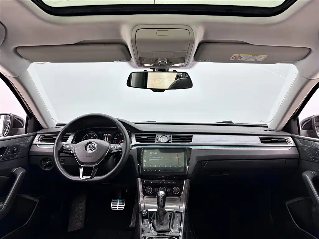 Passat 2017 330TSI DSG Premium Edition купить на сайте DeffCars