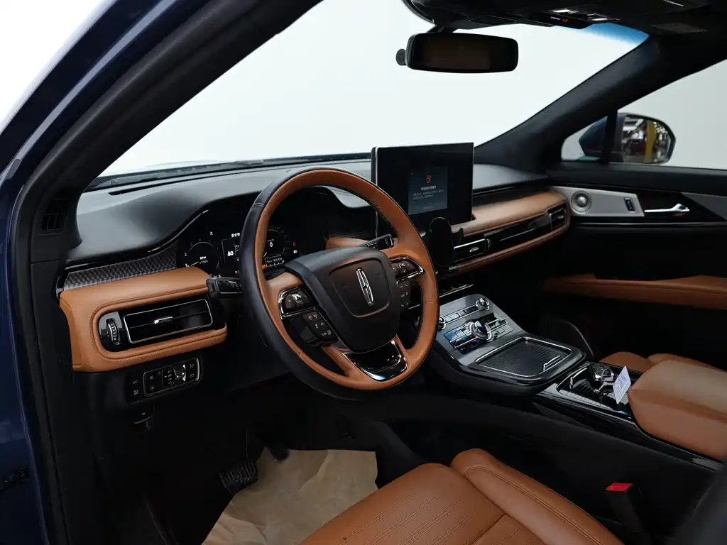 Voyager 2021 2.7T 4WD Presidential Edition купить на сайте DeffCars