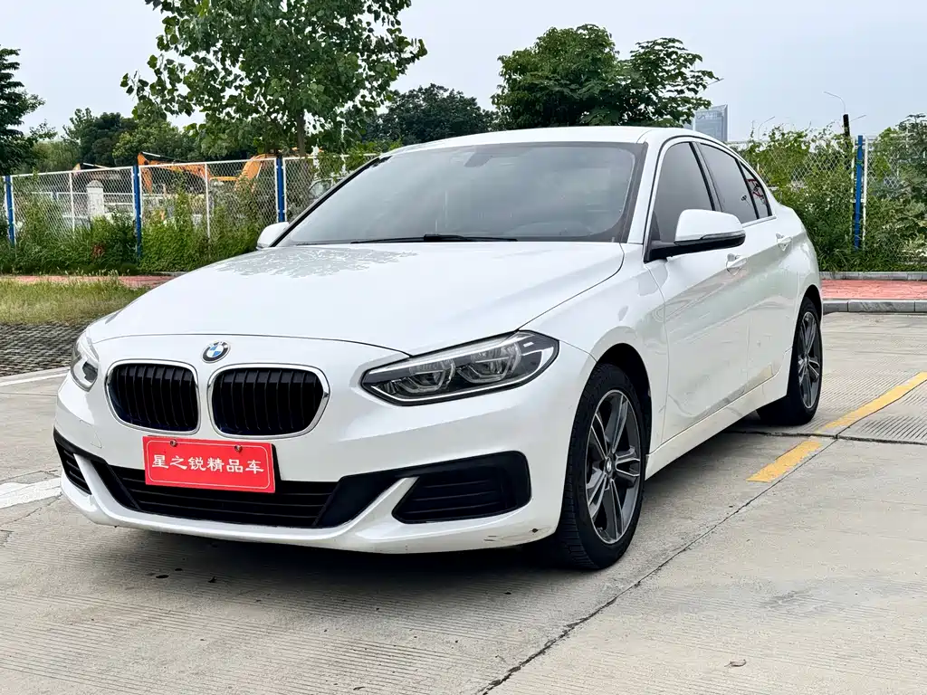 BMW 1 Series 2020 120i Fashion купить на сайте DeffCars
