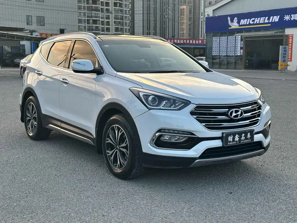 Santa Fe 2017 2.0T Automatic 4WD Smart 7-seater купить на сайте DeffCars