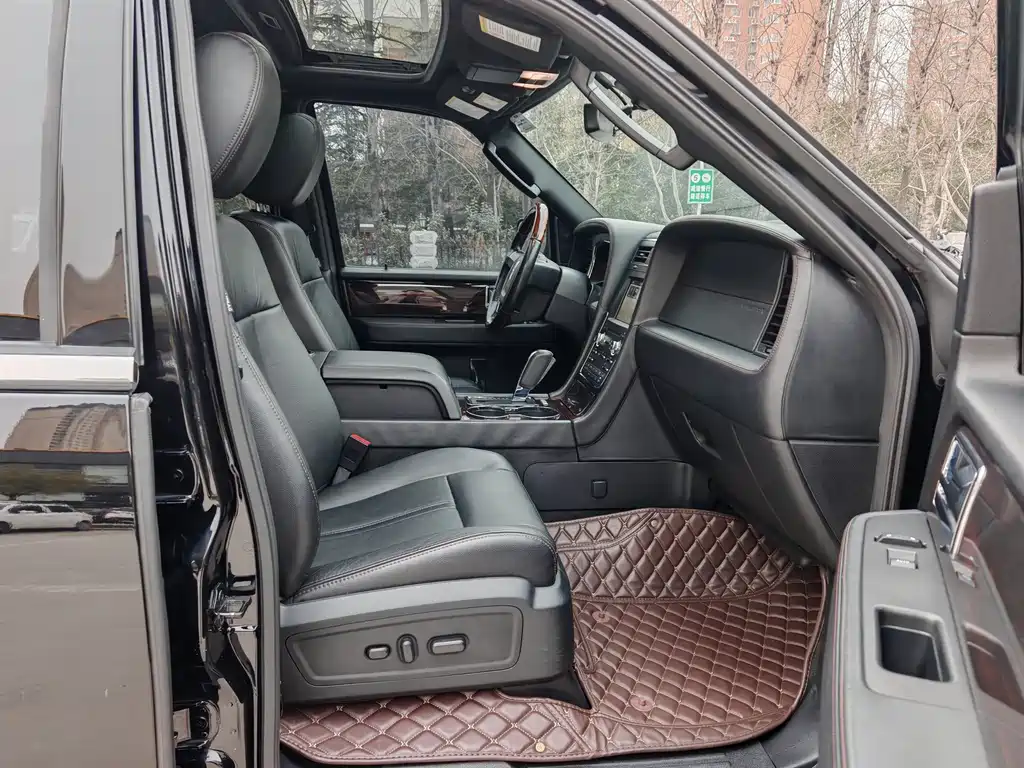 Navigator 2017 3.5T AWD купить на сайте DeffCars