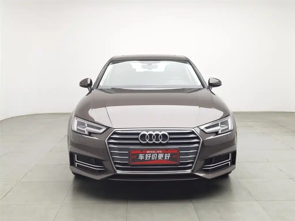 Audi A4L 2018 30th Anniversary Model 40 TFSI Fashion Model купить на сайте DeffCars