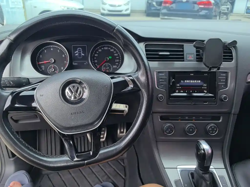 Golf 2016 230TSI Automatic Comfort Edition купить на сайте DeffCars