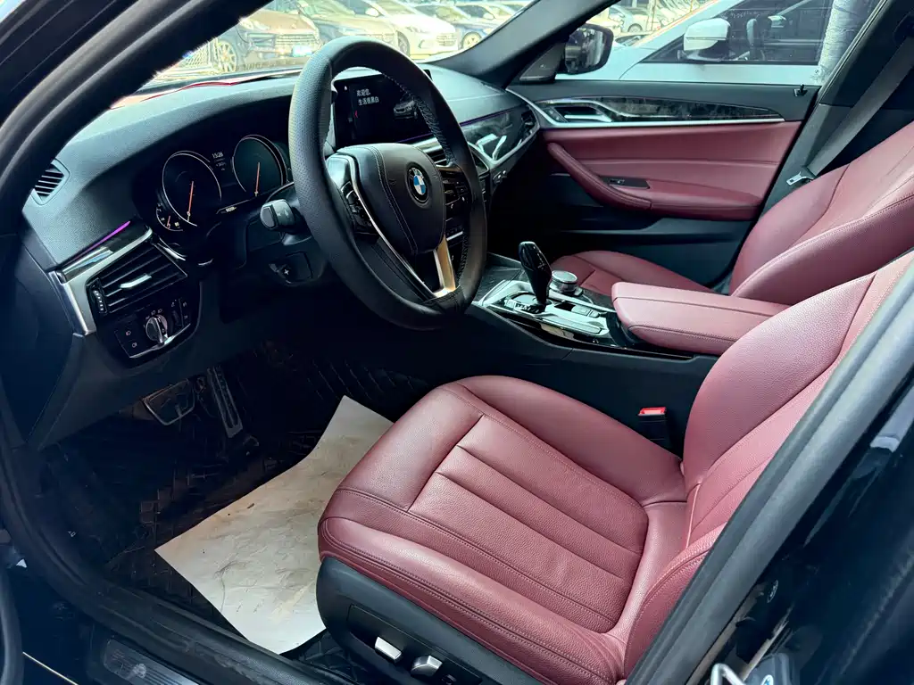 BMW 5 Series 2018 facelift 530Li leading model luxury package купить на сайте DeffCars