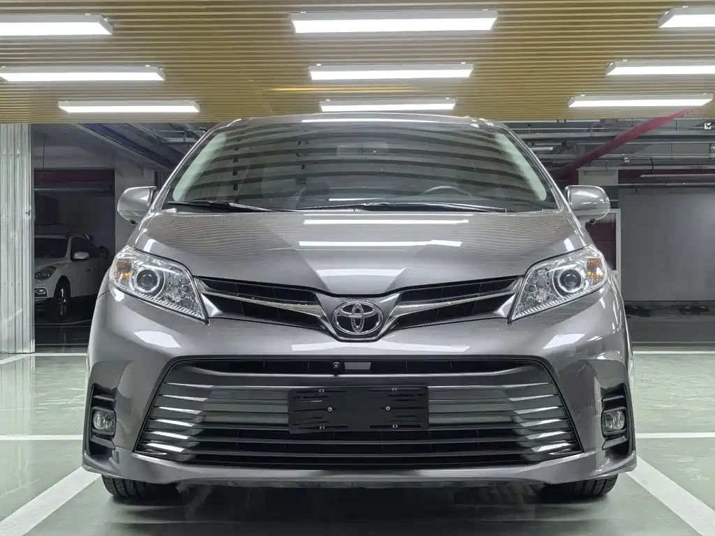 SIENNA 2015 3.5L 2WD L купить на сайте DeffCars