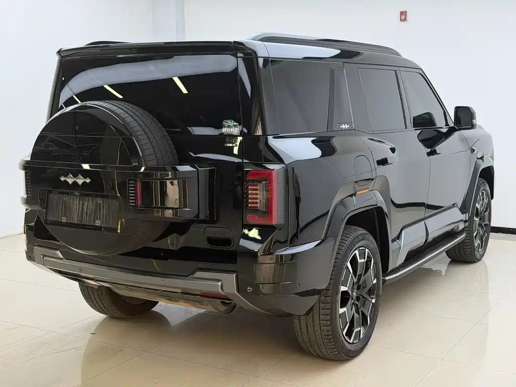 Leopard 8 2025 Zhiyong Deluxe Edition 6 seats купить на сайте DeffCars