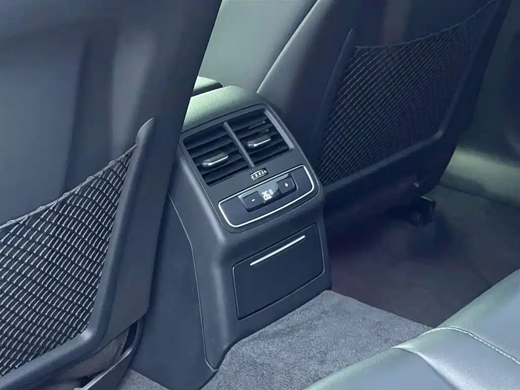 Audi A4L 2022 40 TFSI luxury and dynamic model купить на сайте DeffCars