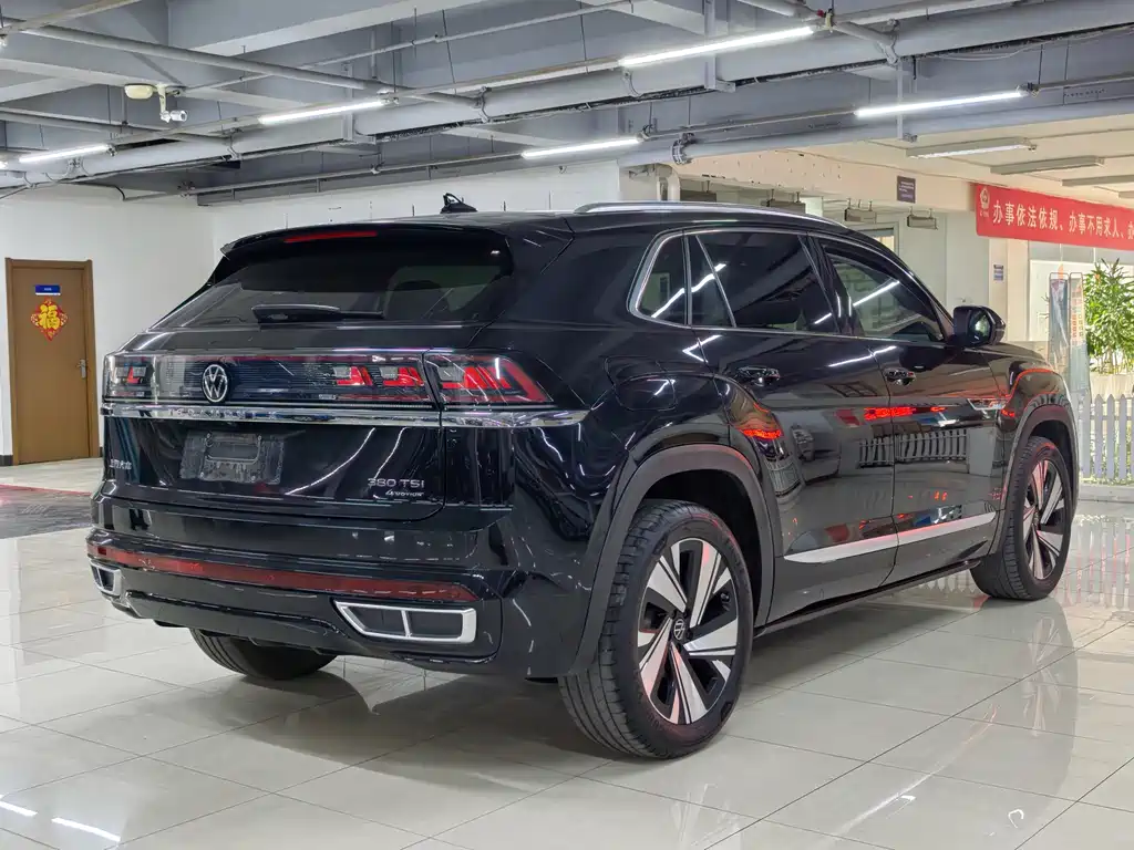 Touron 2024 Touron X 380TSI four-wheel drive Dragon Edition купить на сайте DeffCars