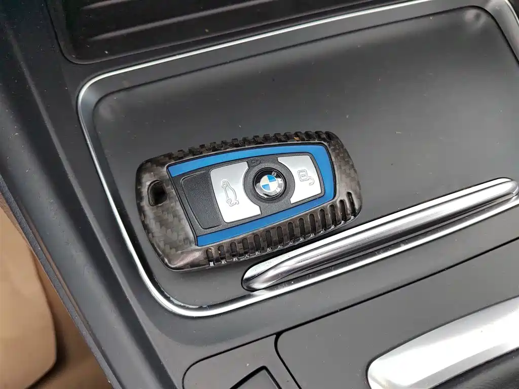 BMW 3 Series 2017 320i M Sports купить на сайте DeffCars
