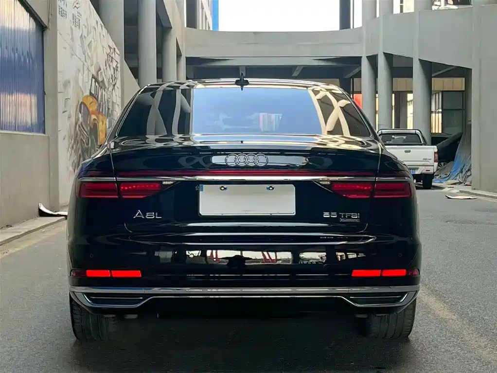 Audi A8 2022 A8L 50 TFSI quattro Comfort Collection Edition купить на сайте DeffCars
