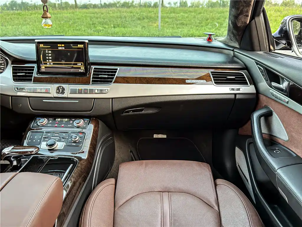 Audi A8 2013 A8L 50 TFSI quattro premium model купить на сайте DeffCars
