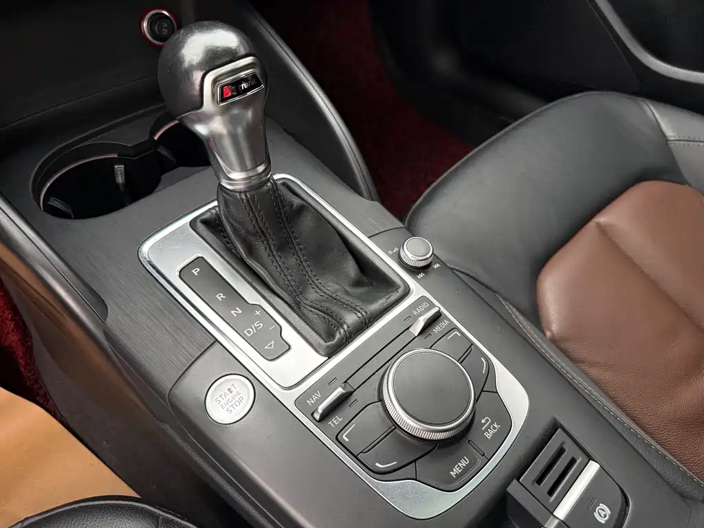 Audi A3 2016 Sportback 40 TFSI Fashion купить на сайте DeffCars