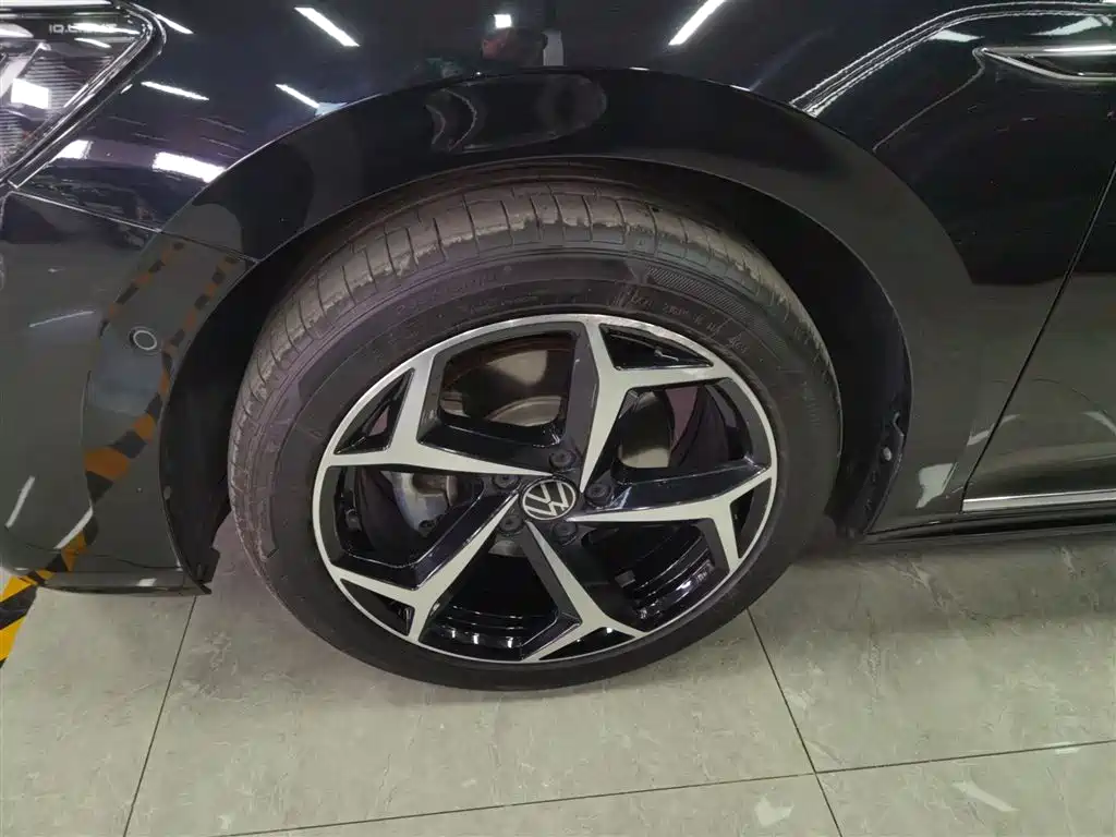 Passat 2023 330TSI Starry Sky Deluxe Edition купить на сайте DeffCars