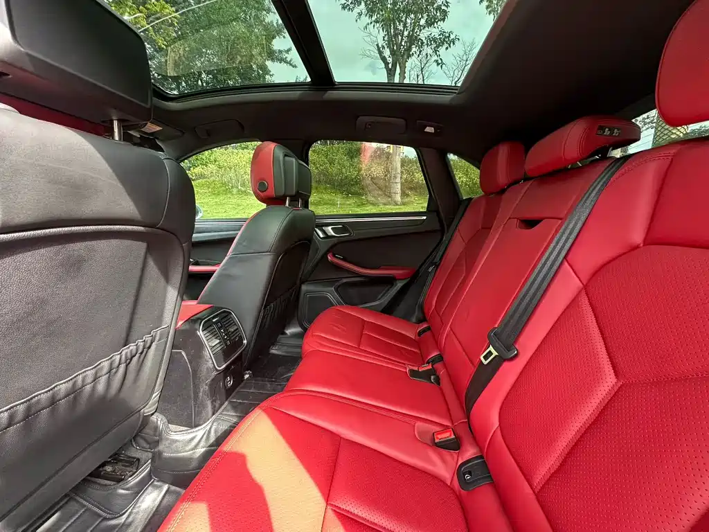 Macan 2020 Macan 2.0T купить на сайте DeffCars