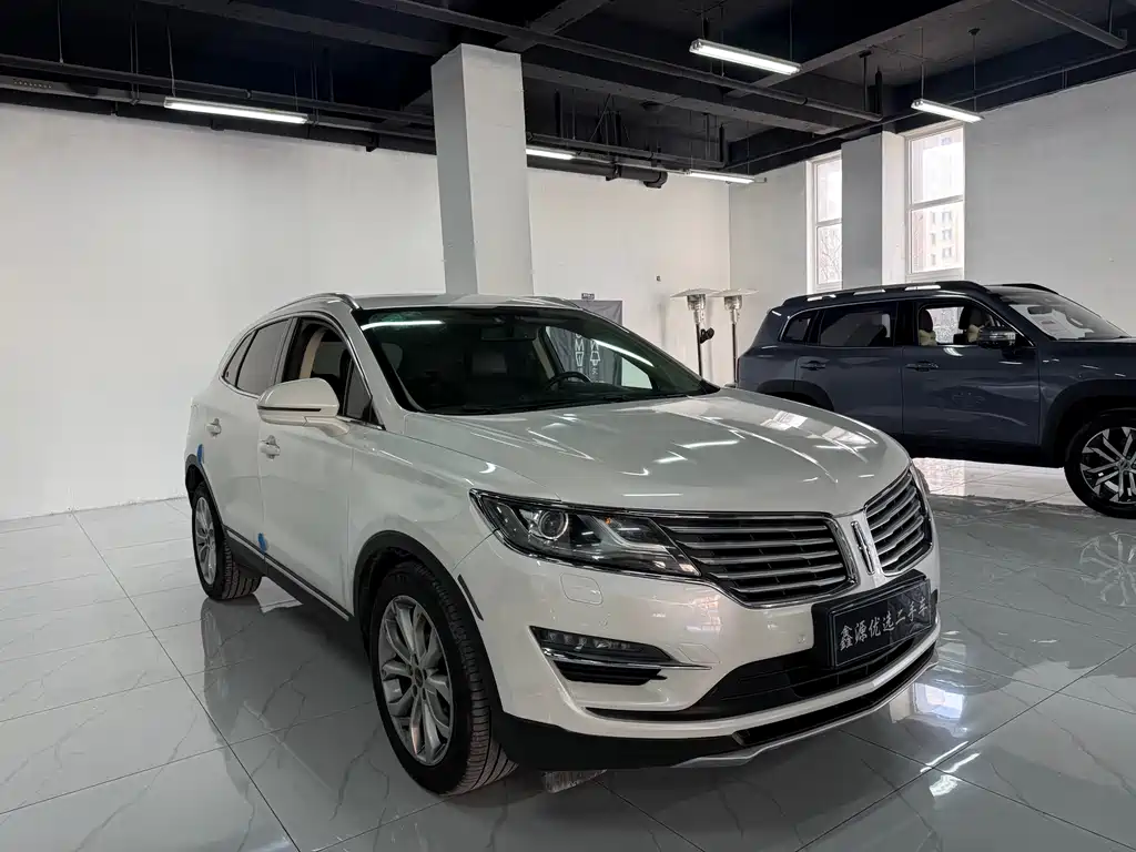Lincoln MKC 2016 2.0T 2WD Exclusive Edition купить на сайте DeffCars