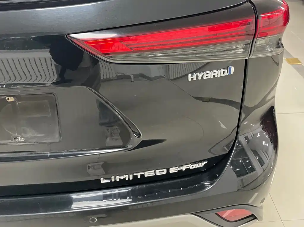 Highlander 2022 dual engine 2.5L four-wheel drive extreme version 7 seats купить на сайте DeffCars
