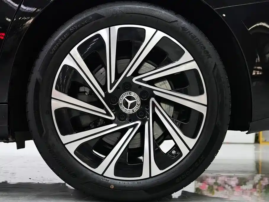 Mercedes-Benz E-Class 2024 E 300 L Luxury Model купить на сайте DeffCars