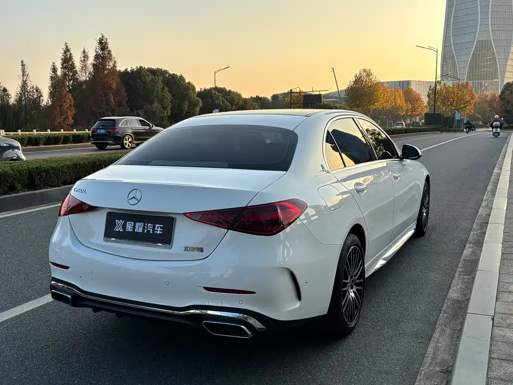 Mercedes-Benz C-Class 2024 facelift C 260 L sports version купить на сайте DeffCars