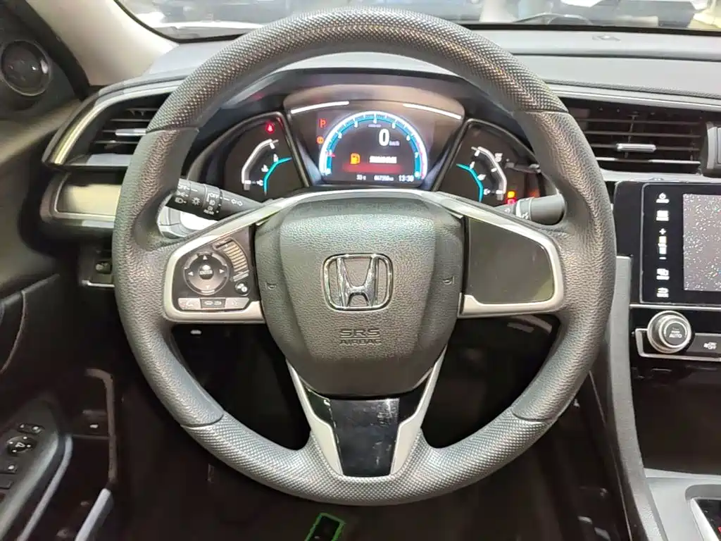 Civic 2016 220TURBO CVT Deluxe Edition купить на сайте DeffCars