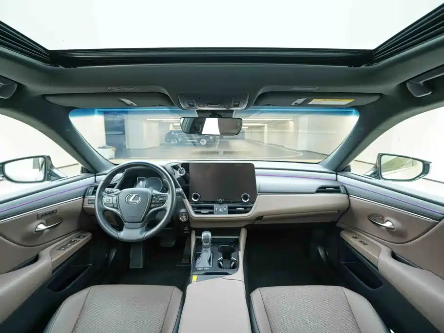 Lexus ES 2025 200 Premium Edition купить на сайте DeffCars