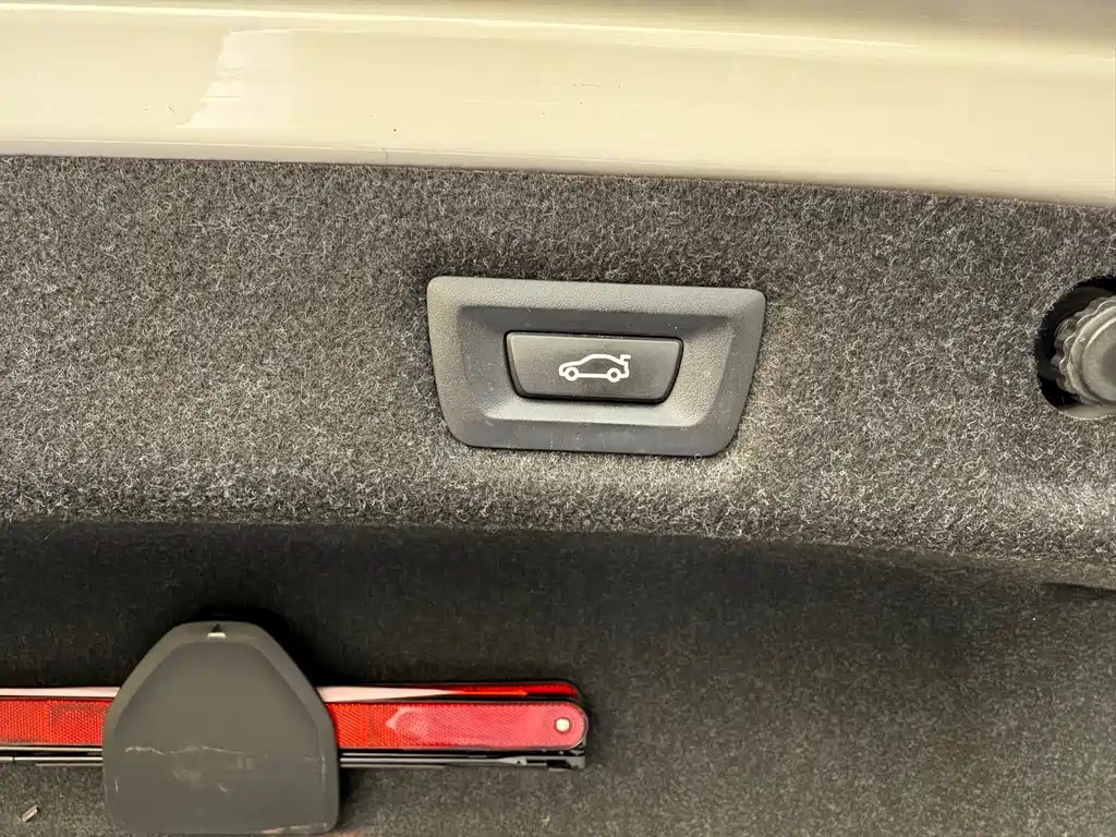 BMW 5 Series 2019 525Li M Sports Package купить на сайте DeffCars