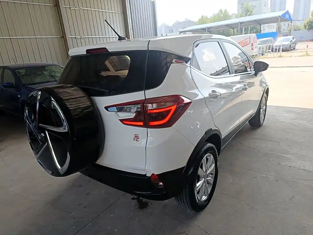 Yuan 2017 1.5L automatic cool and fashionable model купить на сайте DeffCars