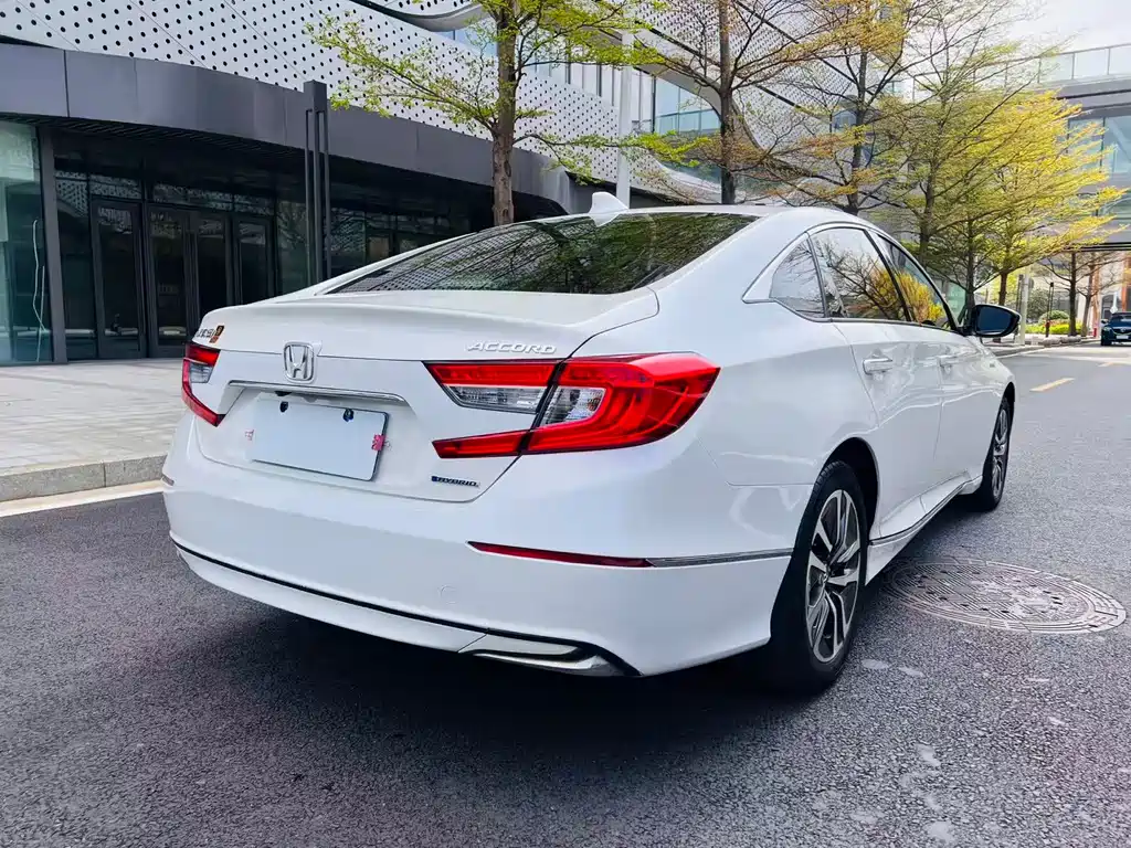 Accord 2018 Sharp·Hybrid 2.0L Sharp Collar Edition National V купить на сайте DeffCars