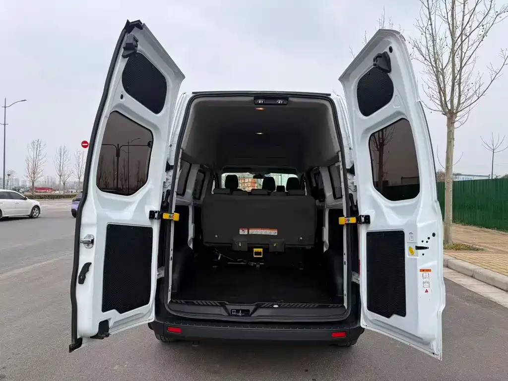 Transit 2019 2.0T gasoline automatic multi-functional commercial vehicle with central axle, mid-roof, 6-seater National VI купить на сайте DeffCars