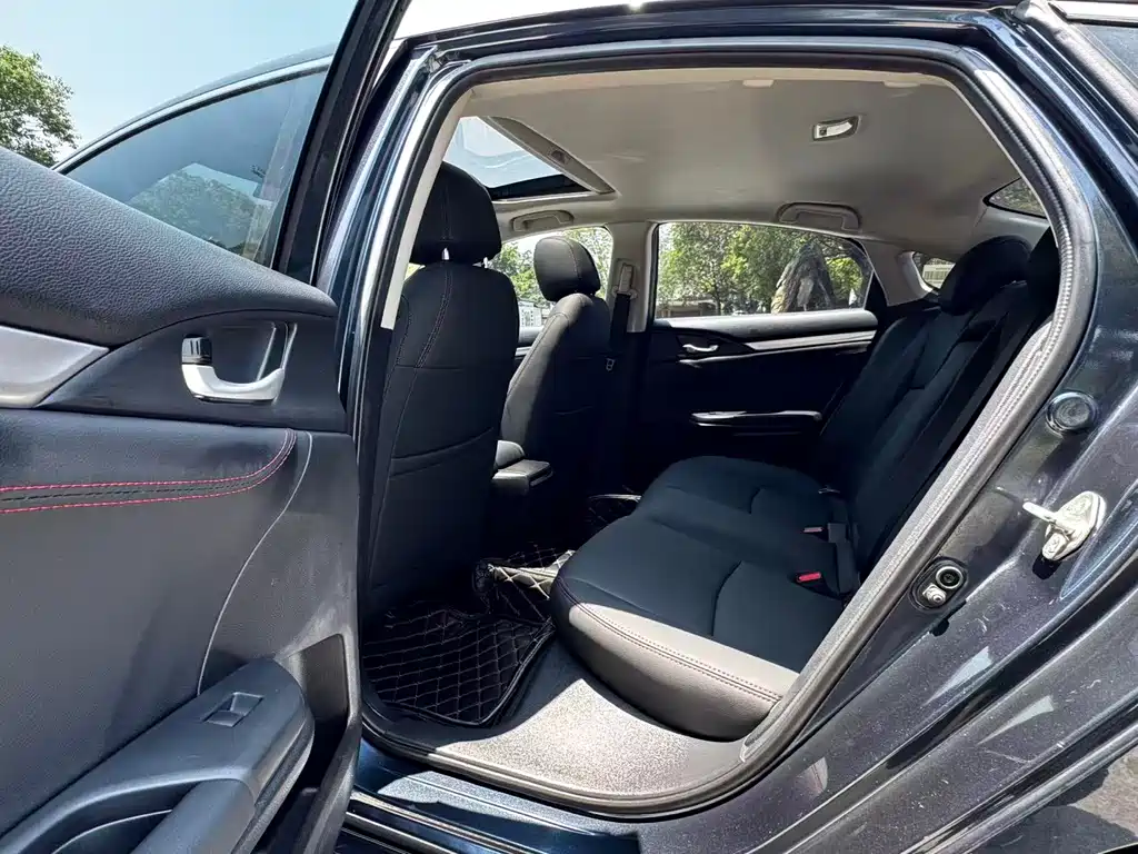Civic 2019 220TURBO CVT combustion version National V купить на сайте DeffCars