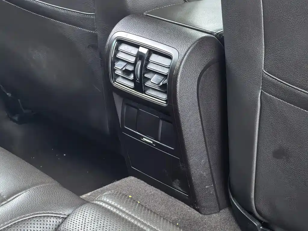 FAW-Volkswagen CC 2018 1.8TSI luxury model купить на сайте DeffCars