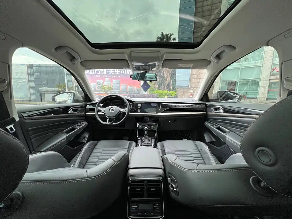 Passat 2019 330TSI Elite Edition National VI купить на сайте DeffCars