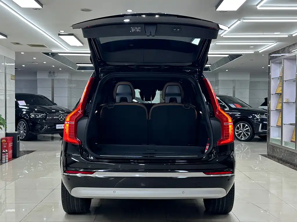 Volvo XC90 2022 B6 Zhiyi Luxury Edition 7 seats купить на сайте DeffCars
