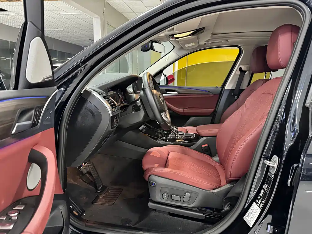 BMW X3 2023 Facelift xDrive30i Leading M Night Package купить на сайте DeffCars
