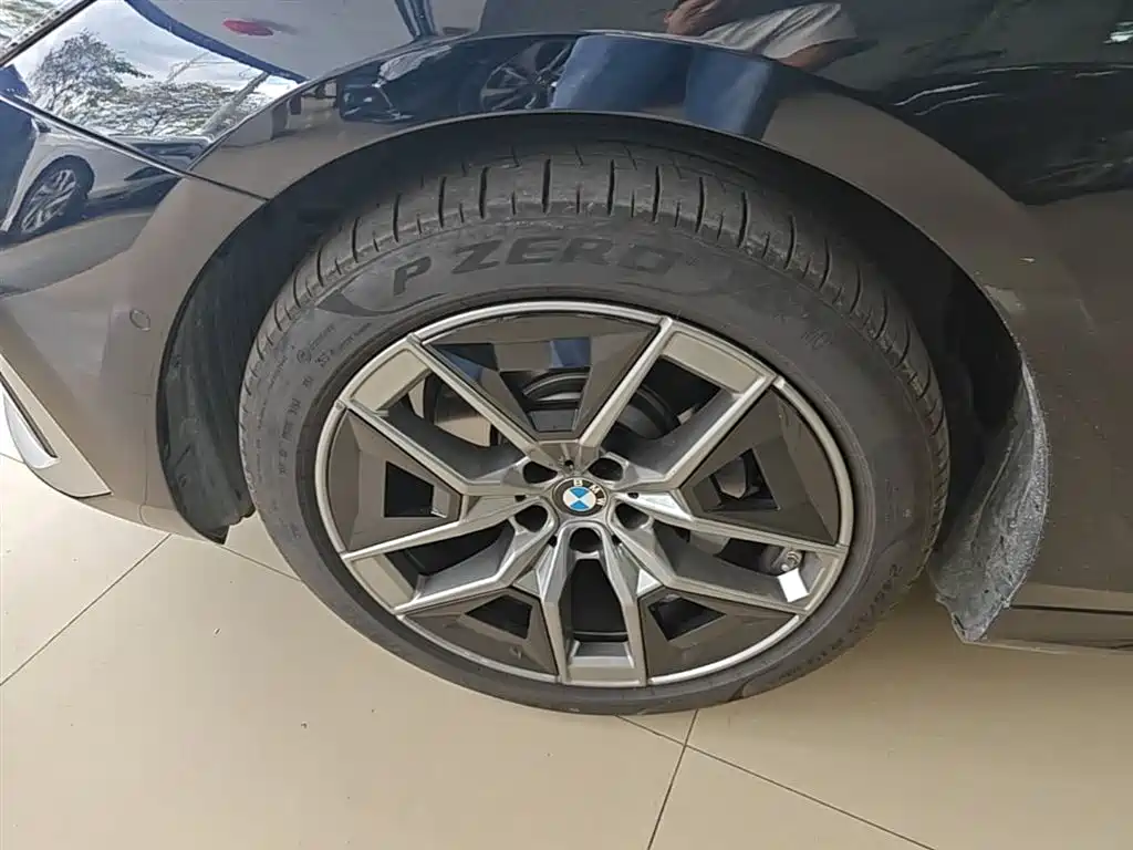 BMW 5 Series 2024 530Li Leading Luxury Package купить на сайте DeffCars