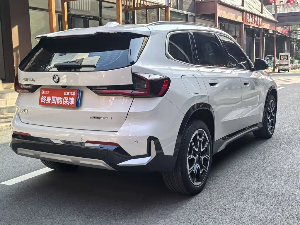 BMW X1 2024 sDrive25Li X Design Package купить на сайте DeffCars