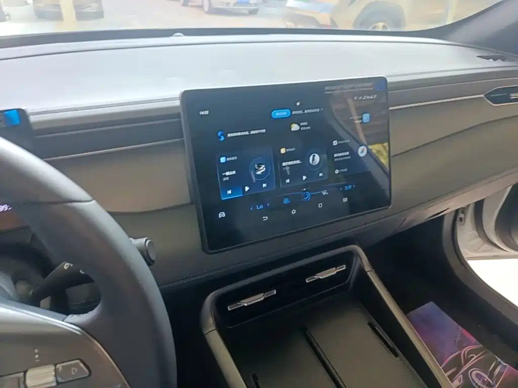 Qin PLUS 2025 DM-i smart driving version 55KM leading model купить на сайте DeffCars