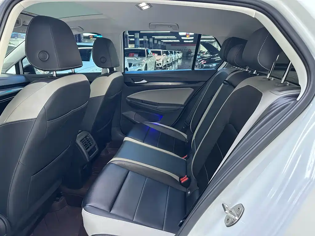 Golf 2021 280TSI DSG Pro купить на сайте DeffCars