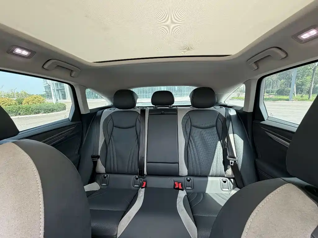 Volkswagen ID.7 VIZZION 2024 PRO купить на сайте DeffCars