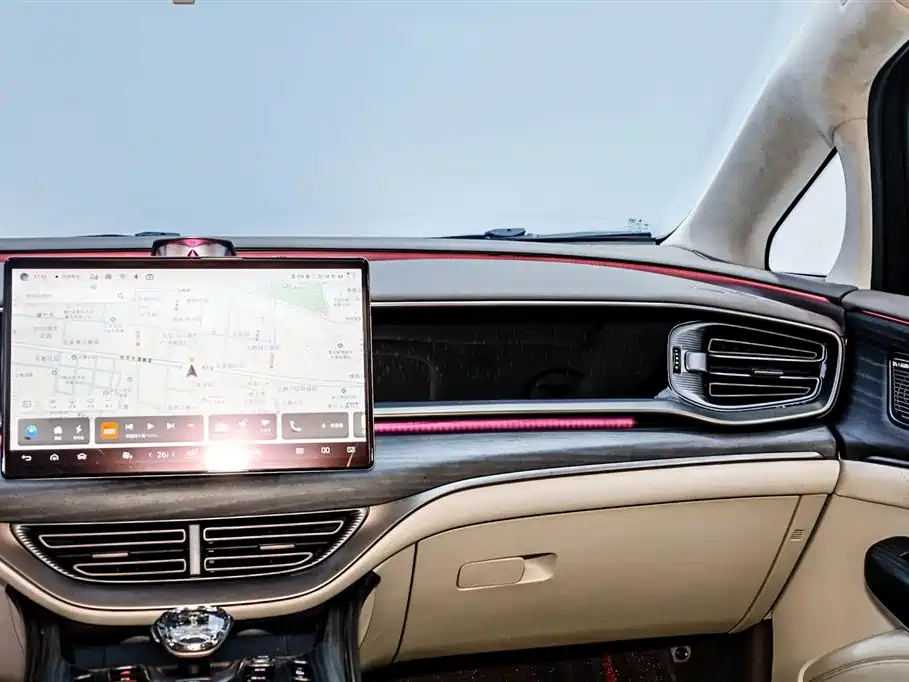 Denza D9 2022 DM-i 970 four-wheel drive premium model купить на сайте DeffCars