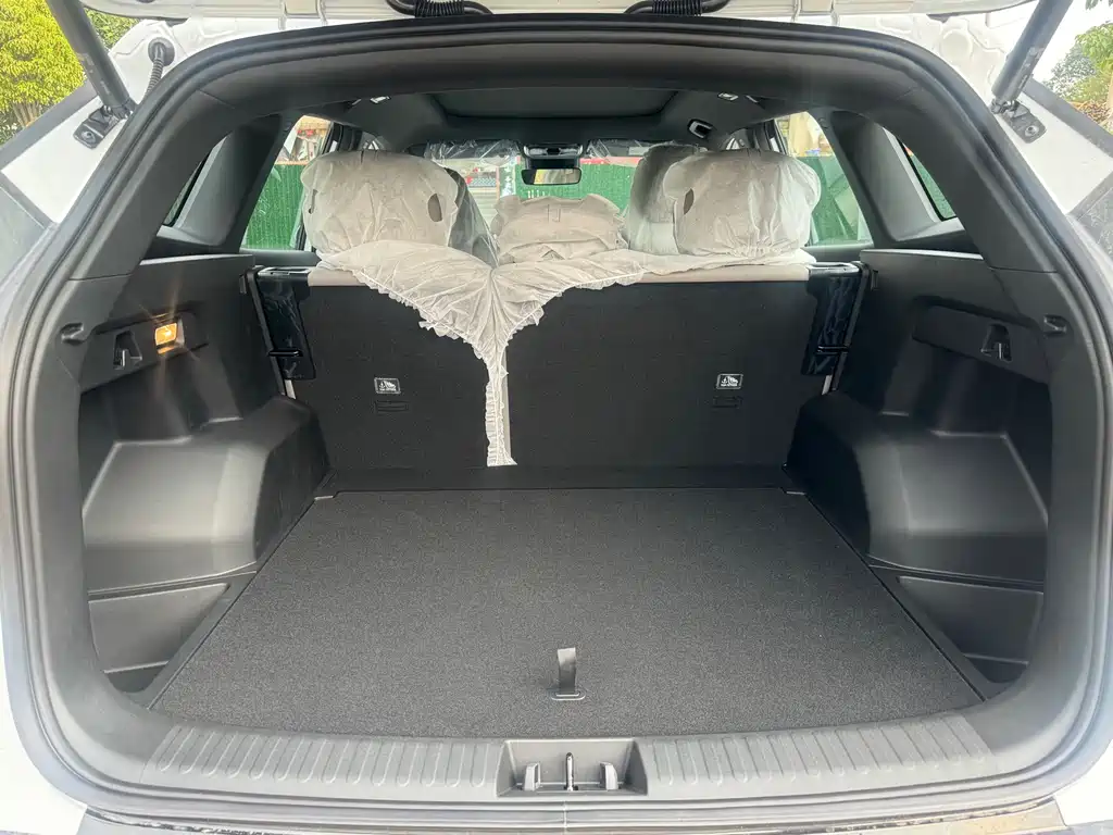 Boyue L 2025 fourth generation 1.5TD DCT sets off купить на сайте DeffCars