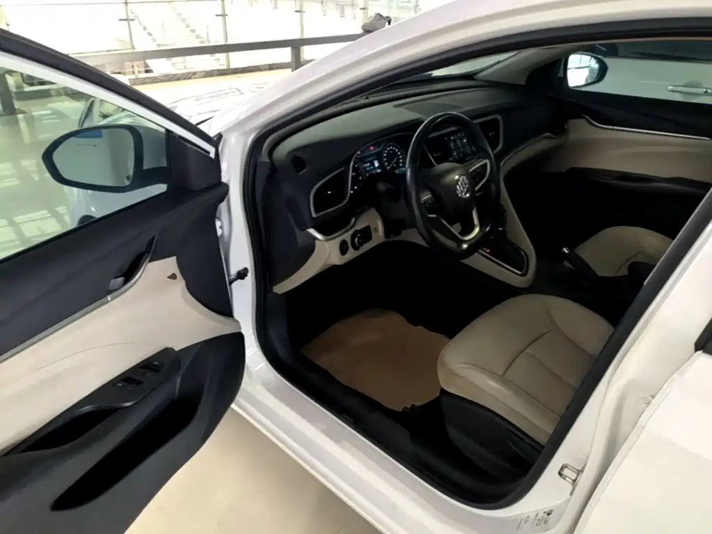 Yinglang 2019 15T dual-clutch interconnected elite model National VI купить на сайте DeffCars