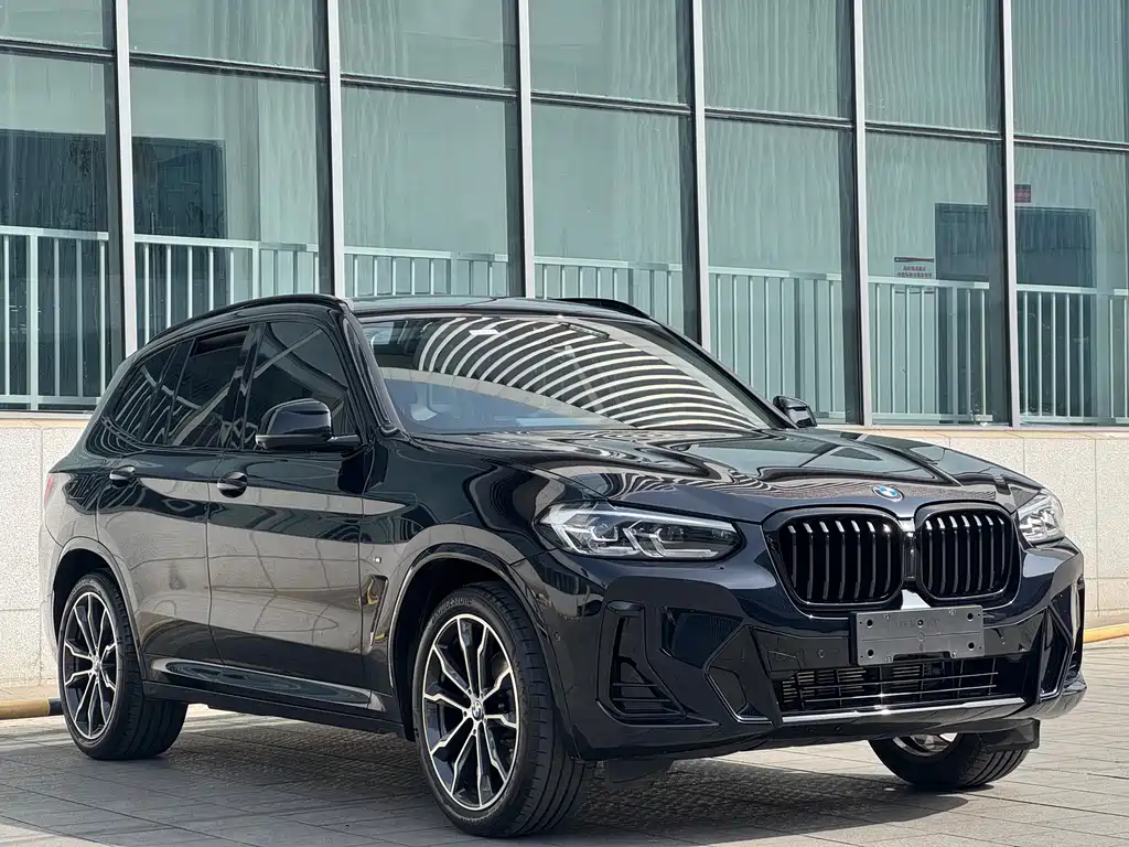 BMW X3 2023 Facelift xDrive30i Leading M Night Package купить на сайте DeffCars